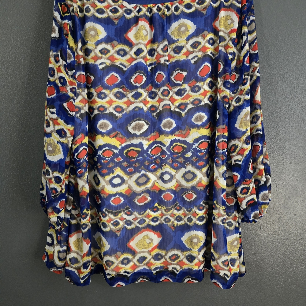 Multiples Blue and Gold Geometric Blouse 2X - Picture 4 of 5